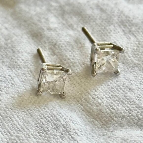 14K Gold Diamond Stud Earrings – Certified -- open to reasonable offers - Picture 1 of 6
